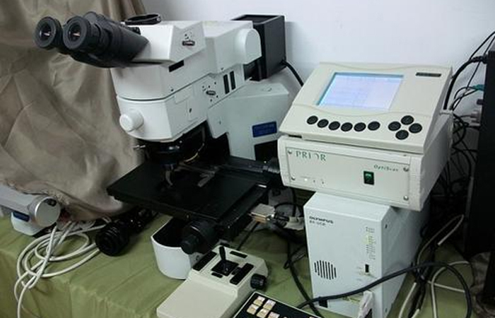 精(jīng)密金相檢(jian)測(ce)顯微儀器(qi)